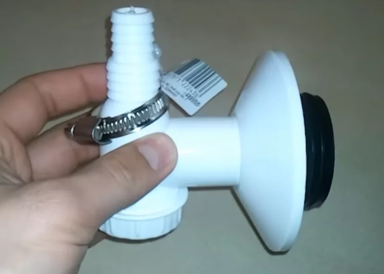 montaż odpływu do pralki