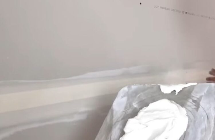 płyta gk szybko wyrówna niedoskonałości na ścianach