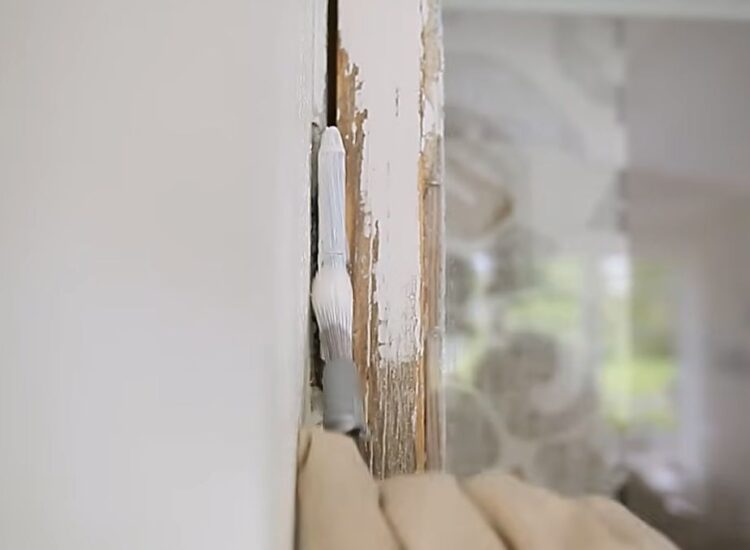 malowanie ramy okiennej