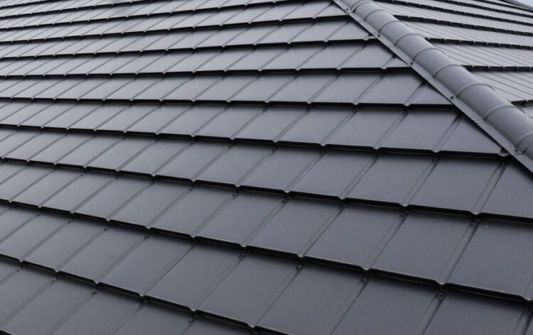 pokrycie dachu blachodachówką