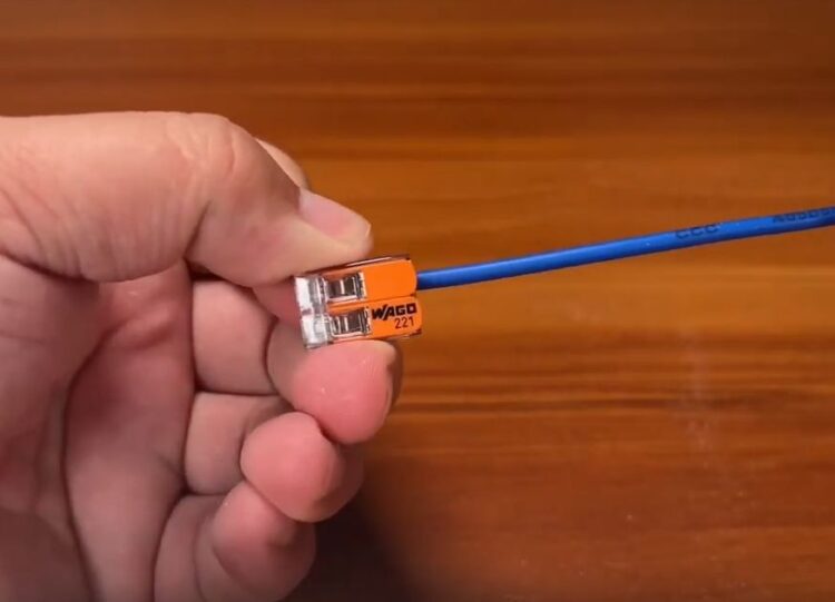 poprawne połączenie wykonane złączką wago221