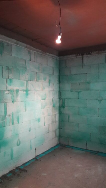 ściana działowa z pianobetonu